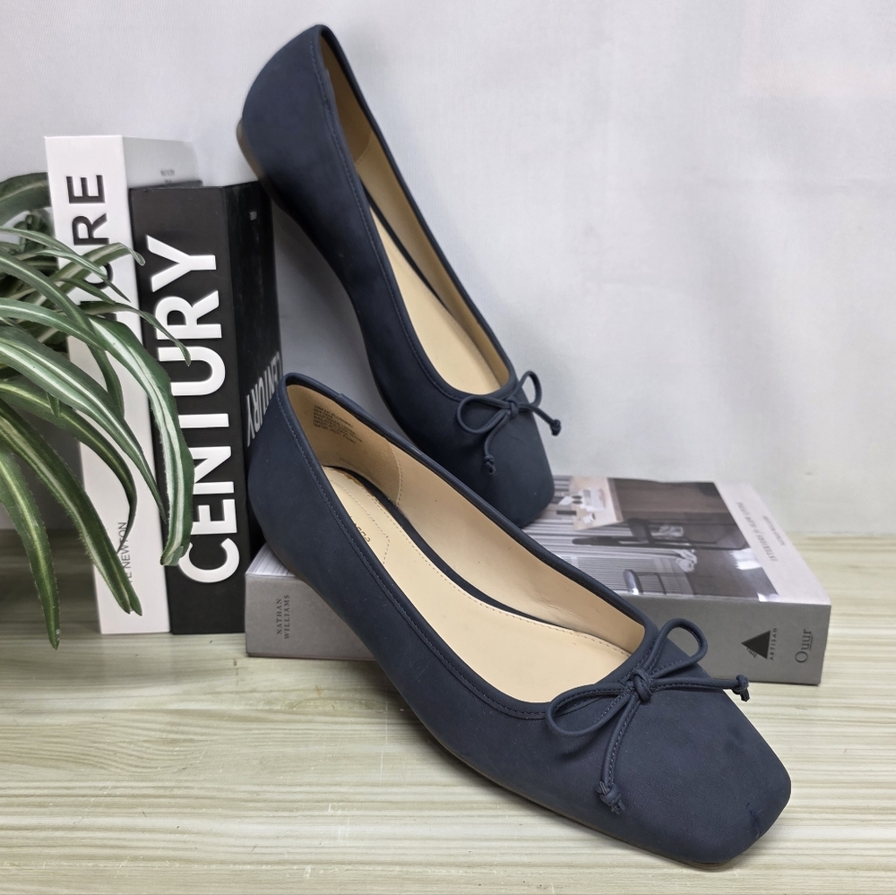 Liz Claiborne Navy Blue Memory Foam Flats SlipOns Size 10